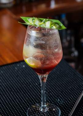 Le Carbet Restaurant · Restaurant Cayenne